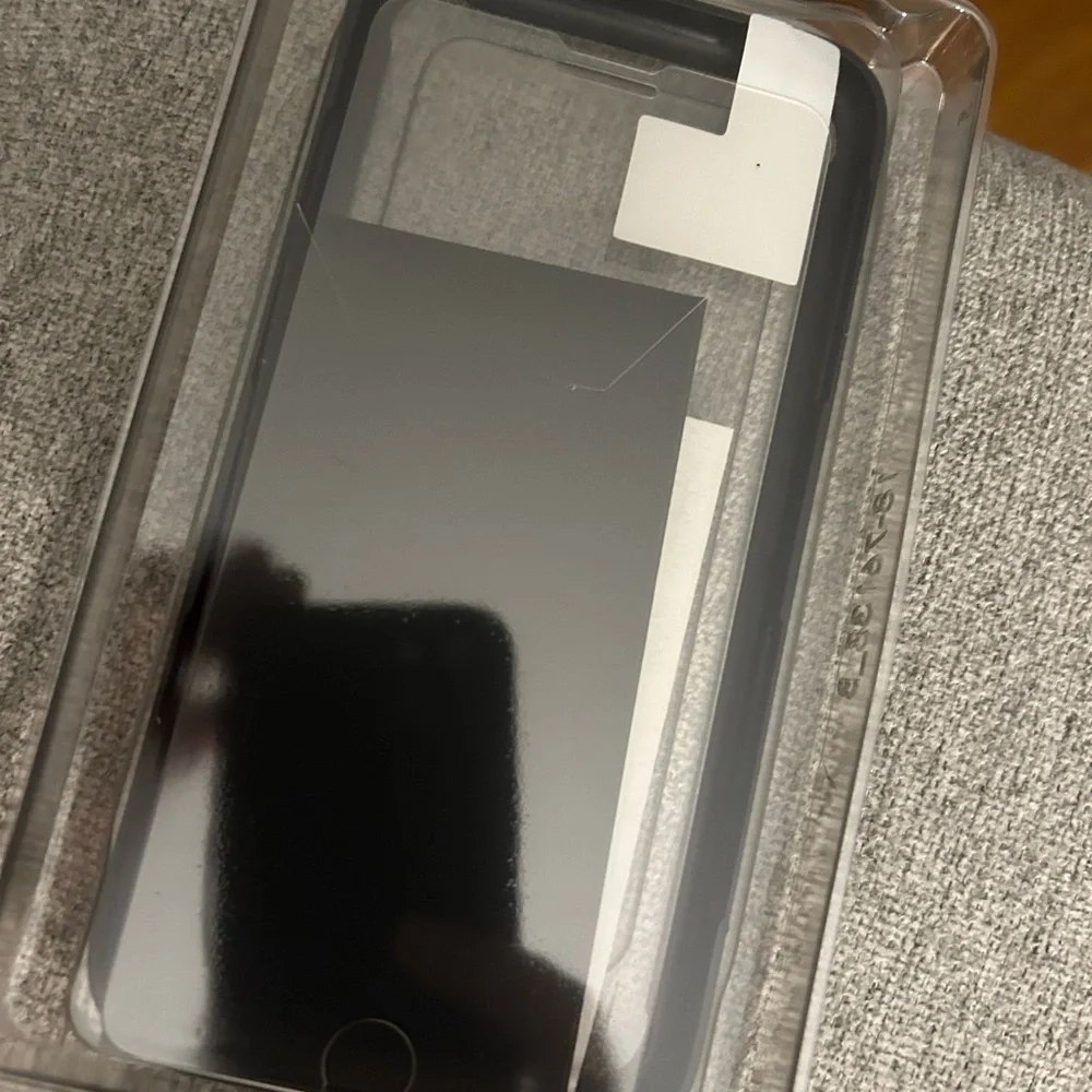Otter Box glass protector, Amplify-engineered by Corning for iPhone 8 Plus &